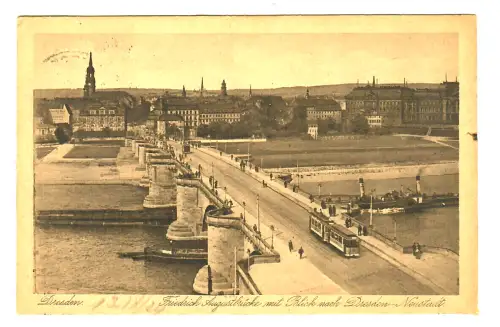 AK Dresden, Friedrich August Brücke mit Blick nach Dresden-Neustadt, 11448