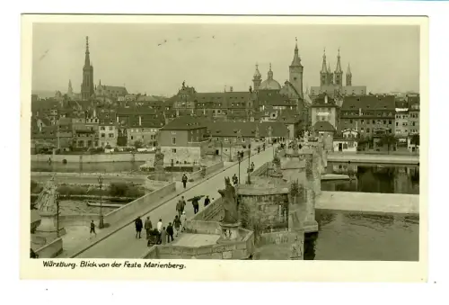 AK Würzburg - Blick von der Feste Marienberg, Brücke und Altstadt, 10030