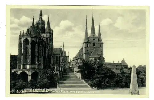 AK Erfurt, Friedrich-Wilhelm-Platz mit Dom und Severin 11804