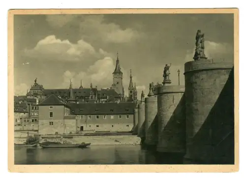 AK Würzburg, Mainbrücke mit Blick aufs Rathaus, 11835