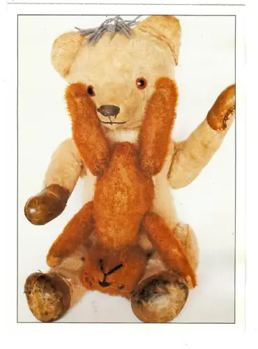 Künstler AK Jürgen Sophn, Teddy Bär spielt mit Freund, 30547