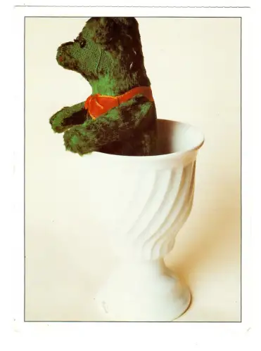 Künstler AK Jürgen Sophn, Teddy Bär in Vase, 30548