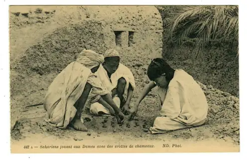 AK Sahara, Kinder spielen Dame, Wüste Nordafrika, 10272