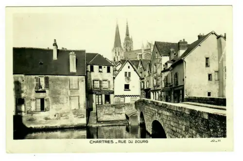 AK Chartres - Rue du Bourg - Frankreich, 10115