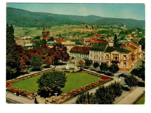 AK Neustadt an der Weinstraße, Bahnhofsplatz, 10177