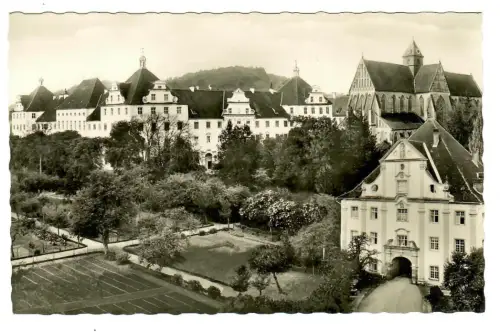 AK Schloß Salem, mit Münster und unterem Torhaus, 10817