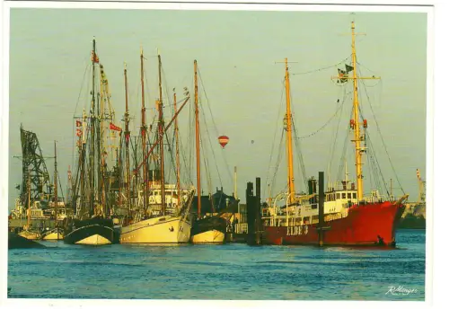 AK Hamburg, Am Museumshafen "Övelgönne", 10803