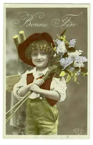 AK Geburtstag , Kleiner Junge mit Fiederstrauß, koloriert, 20023