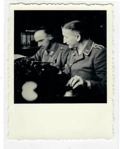 WW2, 2.WK, Wehrmacht, Schreibstube Unteroffizier und Obergefreiter, 6039