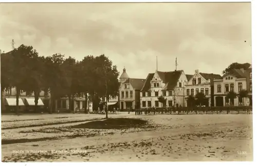 AK Heide, Markt mit Rathaus 11254
