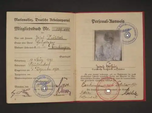 Parteibuch der NSDAP 