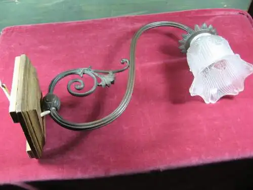 Alte Wandlampe