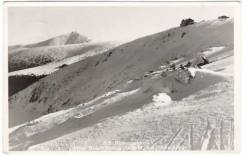 [Echtfotokarte schwarz/weiß] AK Schneekoppe, Brückenberg Riesengebirge a, DB a. 516, Baudenstempel rot Prinz Heinrich