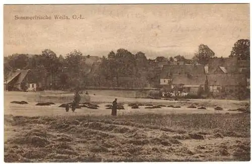 [Lithographie] Sommerfrische Weifa, O.-L., Mutter mit 2 Kindern auf dem Feld, ländliche Häuser, ungel.
