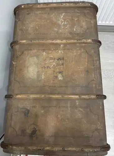 Antiker Reisekoffer Steamer Trunk– Historisches Reise-Unikat–Vintage Shabby Chic
