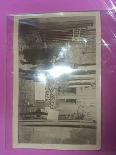 [Echtfotokarte schwarz/weiß] Echtfoto“-Postkarte Markttreiben Alt-Berlin (um 1910).

Tauchen Sie ein in eine verschwundene Welt.
Sie bieten hier nicht nur auf ein Stück Papier, sondern auf ein authentisches Zeitzeugnis der Berliner Stadtgeschichte...