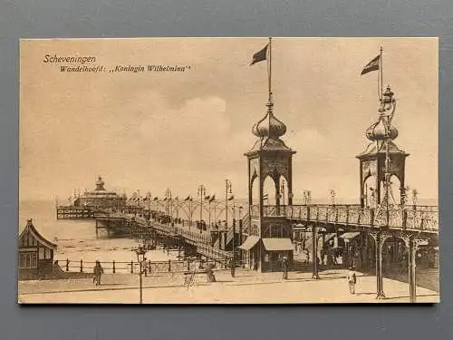 [Echtfotokarte schwarz/weiß] Scheveningen - Wandelhoofd: "Koningin Wilhelmina". 