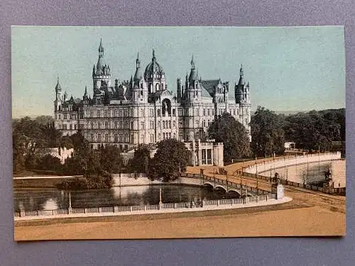 [Hand-Koloriert] Schwerin in Mecklenburg - Grossherzogliches Schloss - Stadtseite. 