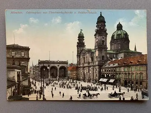 [Echtfotokarte farbig] München - Odeonkirche mit Theatinerhofkirche und Feldherrnhalle. 