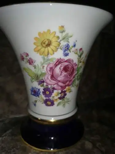 ROYAL DUX Trompetenvase Vase Gold Blau Blumen Porzellan 16 cm x 15 cm Hand Paint
