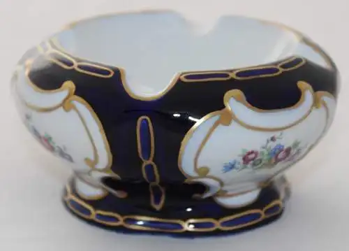 Royal Dux Aschenbecher Porcelain Porzellan Handarbeit Hand Made 12cm