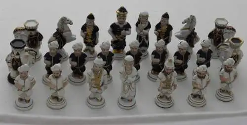 Royal Dux Chess 24 Stück SCHACH Figuren Bohemia Czech Porzellan