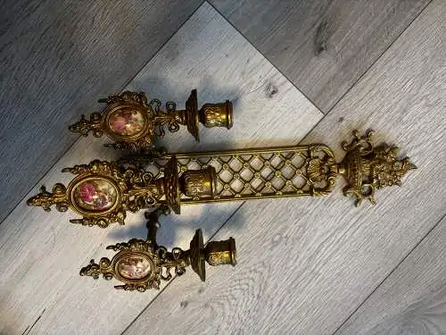 Prunkvoller Messingwandleuchter