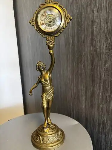 Antike Jungendstil Kaminuhr