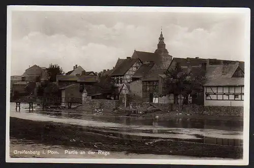 Ansichtskarte Greifenberg Pom. Häuser an der Rega 1938