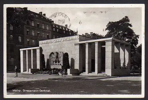 60268 AK Mainz Stresemann Denkmal 1933 Fotokarte