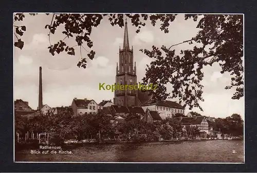 113911 AK Rathenow 1928 Blick auf die Kirche Fotokarte