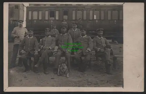 147576 AK 1. WK WWI Soldaten Zugpersonal v. Waggon 3. Klasse Uniform Schäferhund