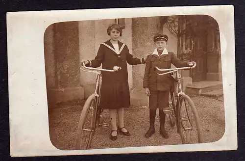93525 AK Fahrrad Fotokarte Junge Frau um 1910 All Heil