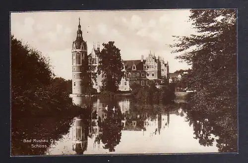 130257 AK Bad Muskau Schloss um 1930 Fotokarte