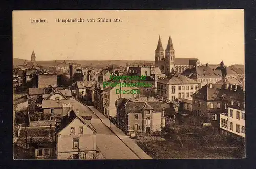 129437 AK landau 1914 Hauptansicht von Süden aus Straße Kirche Feldpost