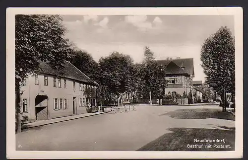 63973 AK Neudietendorf um 1930 Gasthof mit Postamt Fotokarte