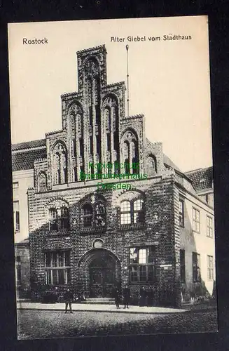 128156 AK Rostock um 1910 Alter Giebel vom Stadthaus