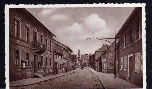 98297 AK Sprendlingen Rheinhessen St. Johannstraße mit Altem Rathaus um 1940