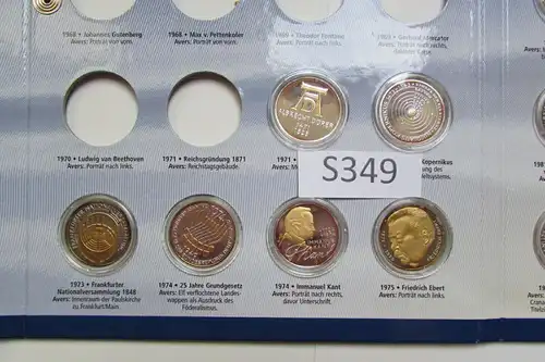 S349 Sammlung 25x  5 DM Gedenkmünzen mit Gold Applikationen