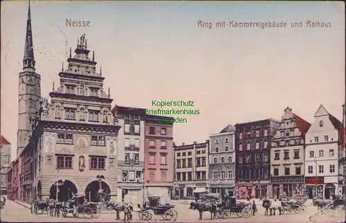 155896 AK Neisse Nysa 1915 Ring mit Kämmereigebäude und Rathaus Feldpost