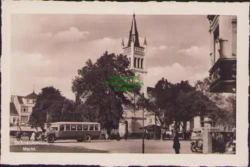 155798 AK Schneidemühl Pila um 1930 Fotokarte Markt Kirche Tankstelle Tanksäule