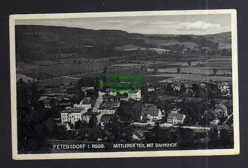 127422 AK Petersdorf im Riesengebirge Mittlerer Teil mit Bahnhof  1937