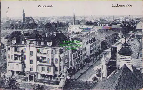 156331 AK Luckenwalde 1925 Panorama Straße großes markanntes Wohnhaus