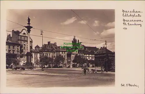 152810 AK Warschau Warszawa um 1940 Fotokarte Schloßplatz