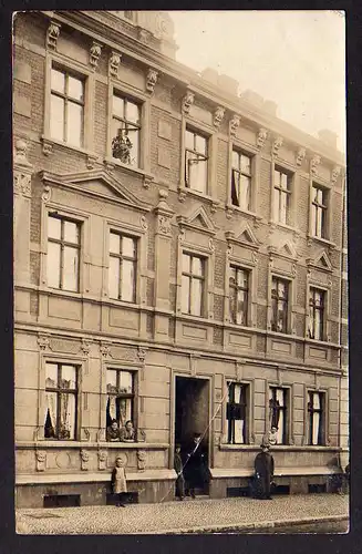 63398 AK Dessau Fotokarte 1909 Wohnhaus Ziergiebel