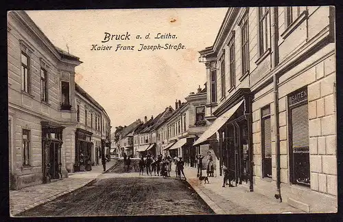 63215 AK Bruck an der Leitha 1910 Kaiser Franz Josef Straße Niederösterreich