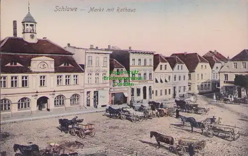 156941 AK Schlawe Slawno 1908 Markt mit Rathaus