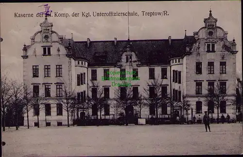 156817 AK Trzebiatow Treptow an der Rega 1918 Kaserne Unteroffizierschule