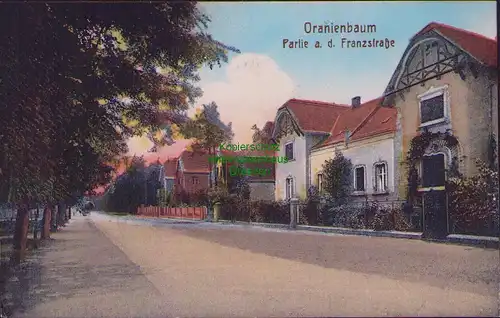 157537 AK Oranienbaum um 1920 Partie an der Franzstraße