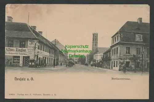 137634 AK Neusalz an der Oder Nowa Sol um 1900 Berlinerstrasse Gasthof Geschäft